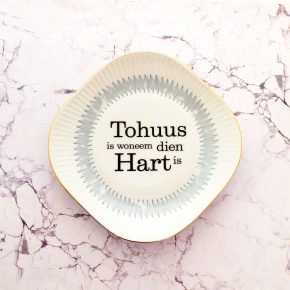 Wandteller Herr Fuchs Typo Tohuus Gold/ Grau-Mint eckig plattdeutsch Muster 19cm