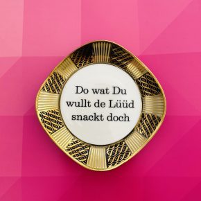 Wandteller Do wat du wullt Typo Herr Fuchs mini 12cm Muster gold/schwarz eckig vintage