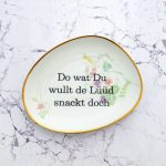 Wandteller Typo Do wat du wullt vintage Herr Fuchs Teller Gold Bunt 20cm Blume plattdeutsch oval