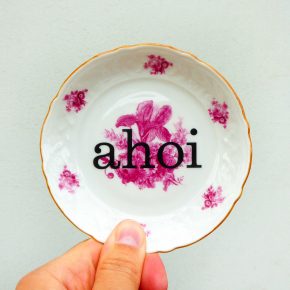 Wandteller ahoi vintage Herr Fuchs Teller mini 11cm Blumen burgund lila rosa