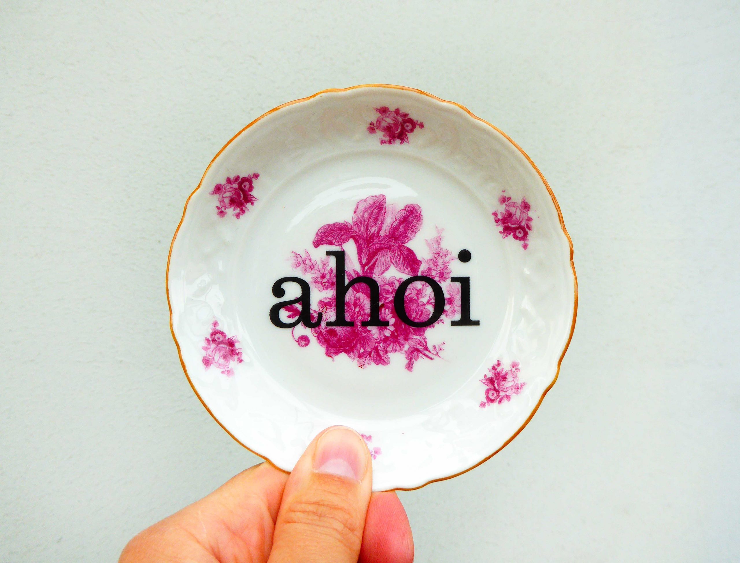 Wandteller ahoi vintage Herr Fuchs Teller mini 11cm Blumen burgund lila rosa