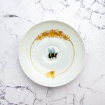 Wandteller Herr Fuchs Wohnen Hummel mini 11cm vintage weiß gold Blume