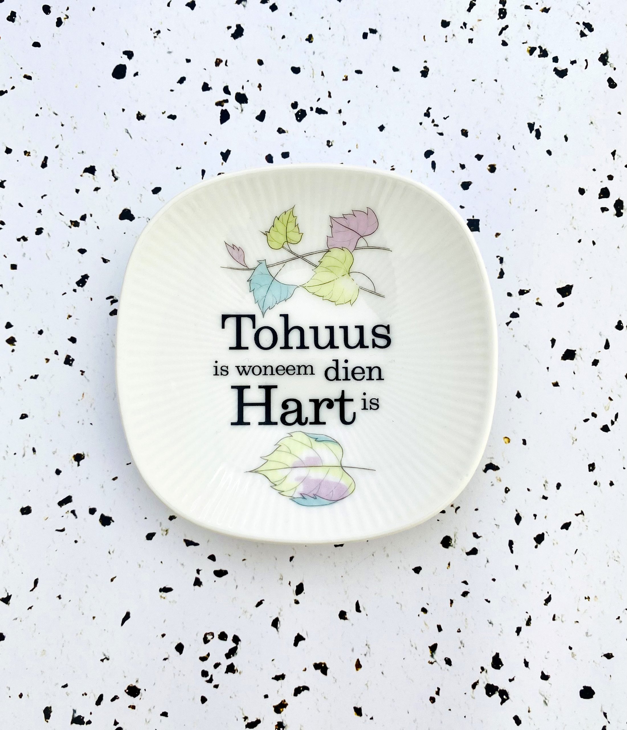 Wandteller Tohuus Typo Herr Fuchs mini 10cm gold eckig plattdeutsch bunt Blume Pastell