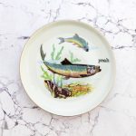 Wandteller Herr Fuchs Typo yeah 18cm Fisch gold Wohnen Meer vintage Grün Blau Fische