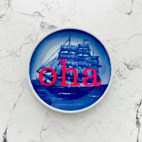 Wandteller Typo oha vintage Herr Fuchs mini 9cm Blau neonpink weiß Schiff Meer Segelschiff