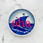 Wandteller Typo oha vintage Herr Fuchs mini 9cm Blau neonpink weiß Schiff Meer Wikinger