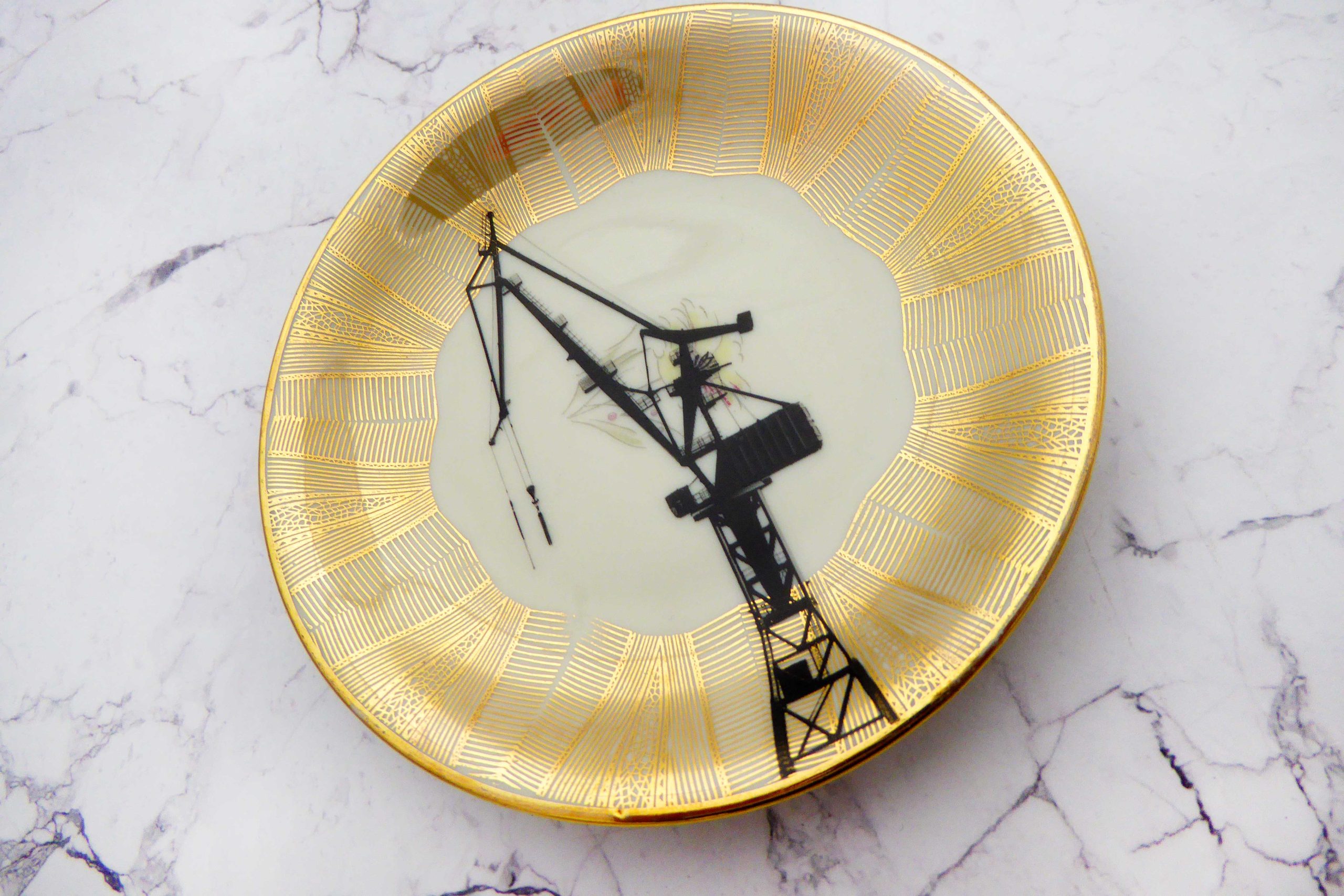 Wandteller Kran Hafen Dock 17 Gold vintage Herr Fuchs wohnen mini 12cm HH Hamburg – Bild 2