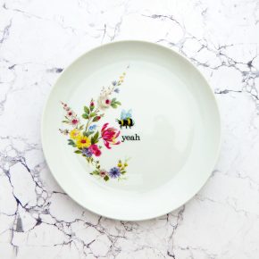 Wandteller Herr Fuchs yeah Typo Wohnen Hummel 19cm vintage weiß Blume Bunt