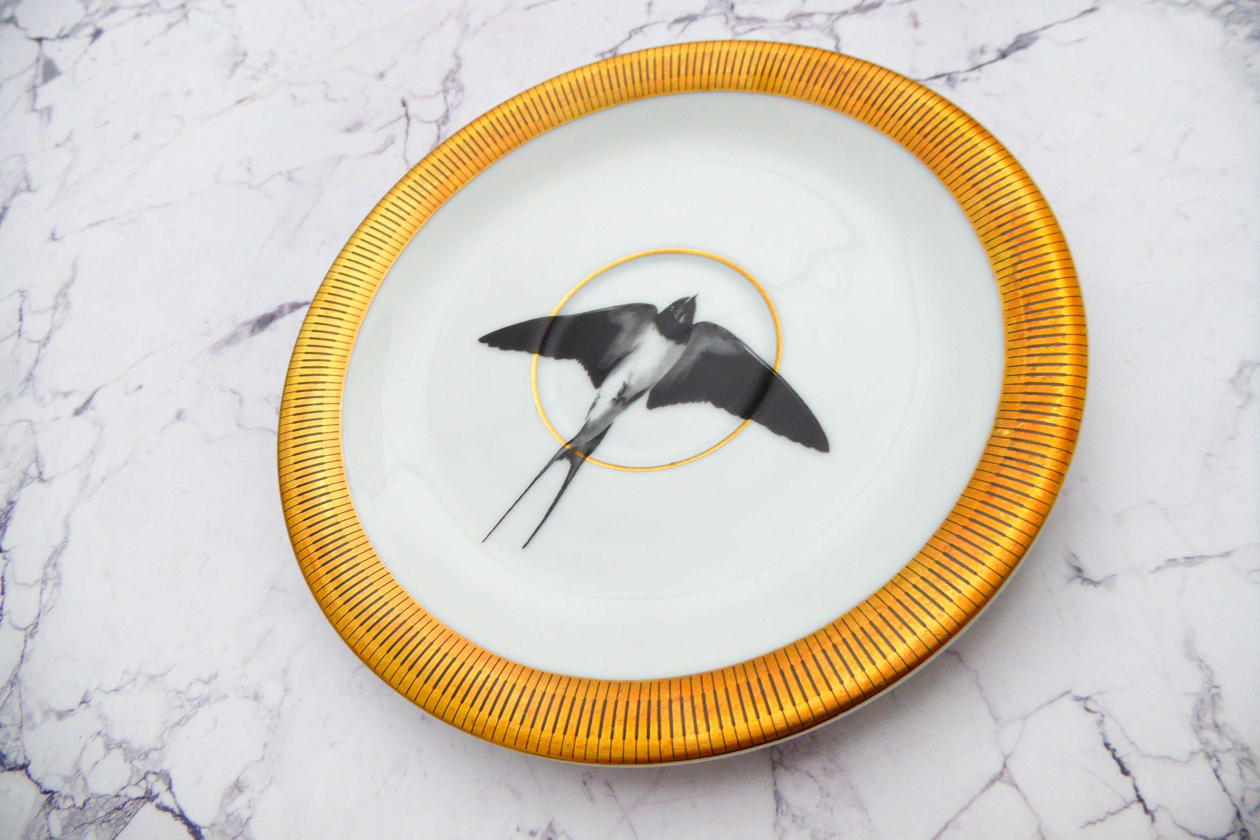 Wandteller Schwalbe Vogel Herr Fuchs mini 15cm gold Muster vintage Wohnen – Bild 2