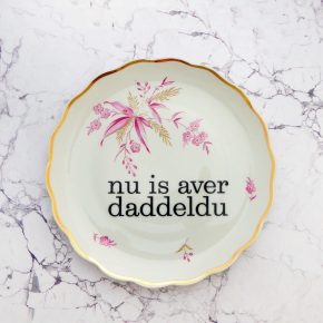 Wandteller daddeldu Typo Herr Fuchs 19cm plattdeutsch vintage Bögen Blumen Gold rosa