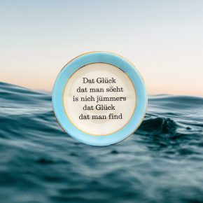 Wandteller Glück Typo Herr Fuchs mini 12cm gold blau vintage plattdeutsch