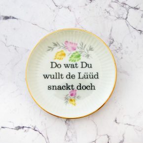 Wandteller Do wat du wullt Typo Herr Fuchs mini 10cm pastell Blumen Gold vintage plattdeutsch