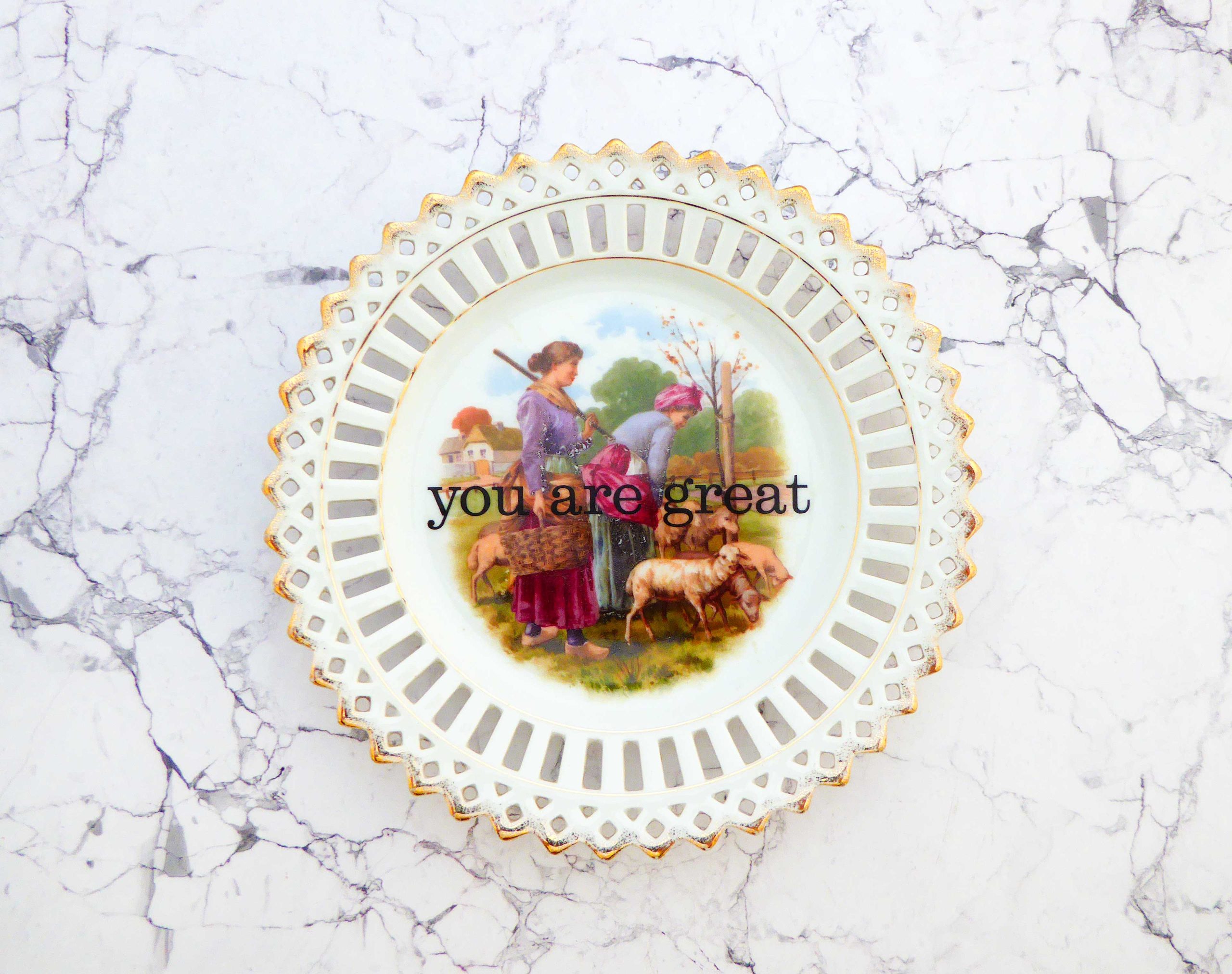 Wandteller Teller Herr Fuchs Typo you are great Landschaft 19cm Menschen Schafe