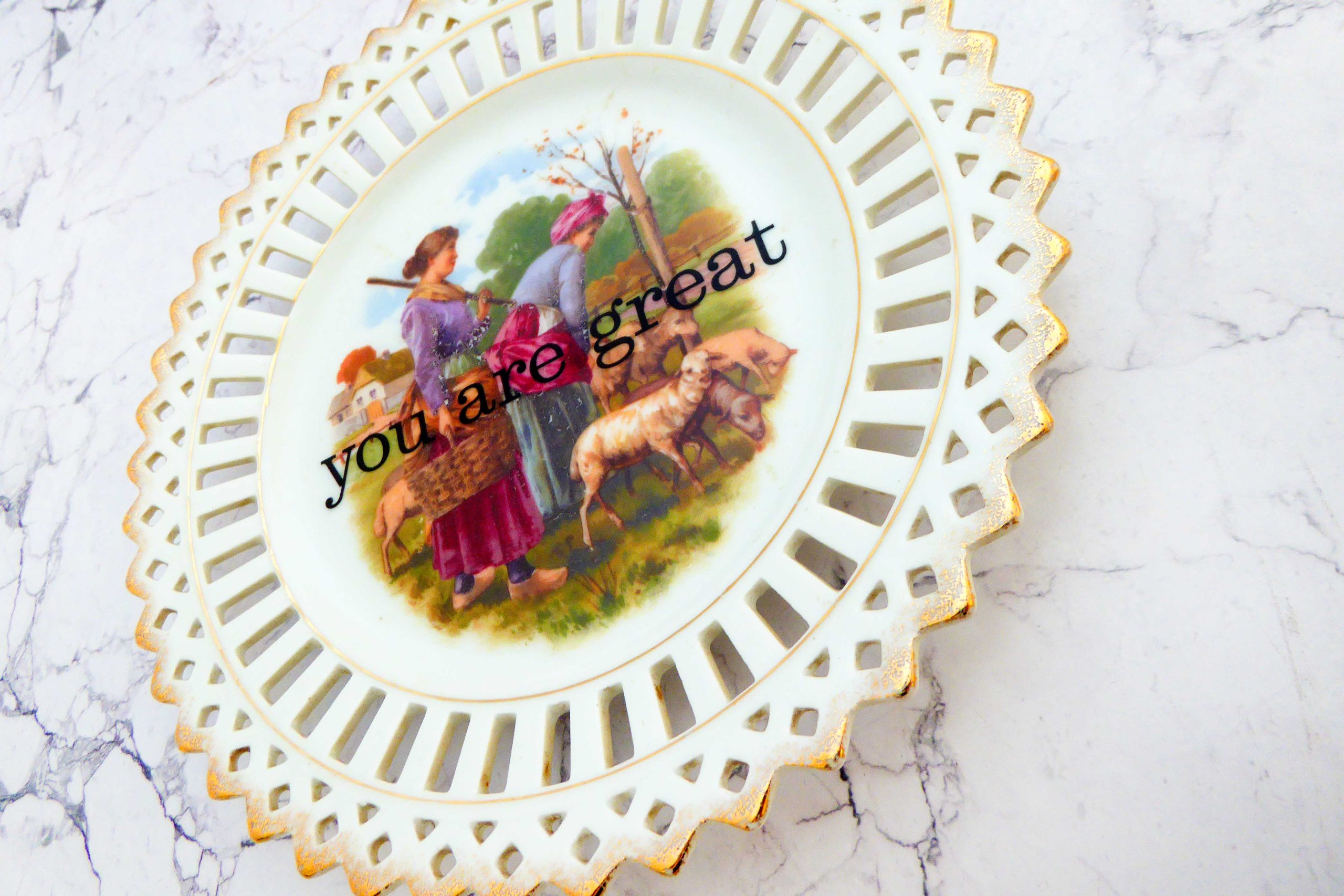 Wandteller Teller Herr Fuchs Typo you are great Landschaft 19cm Menschen Schafe – Bild 2